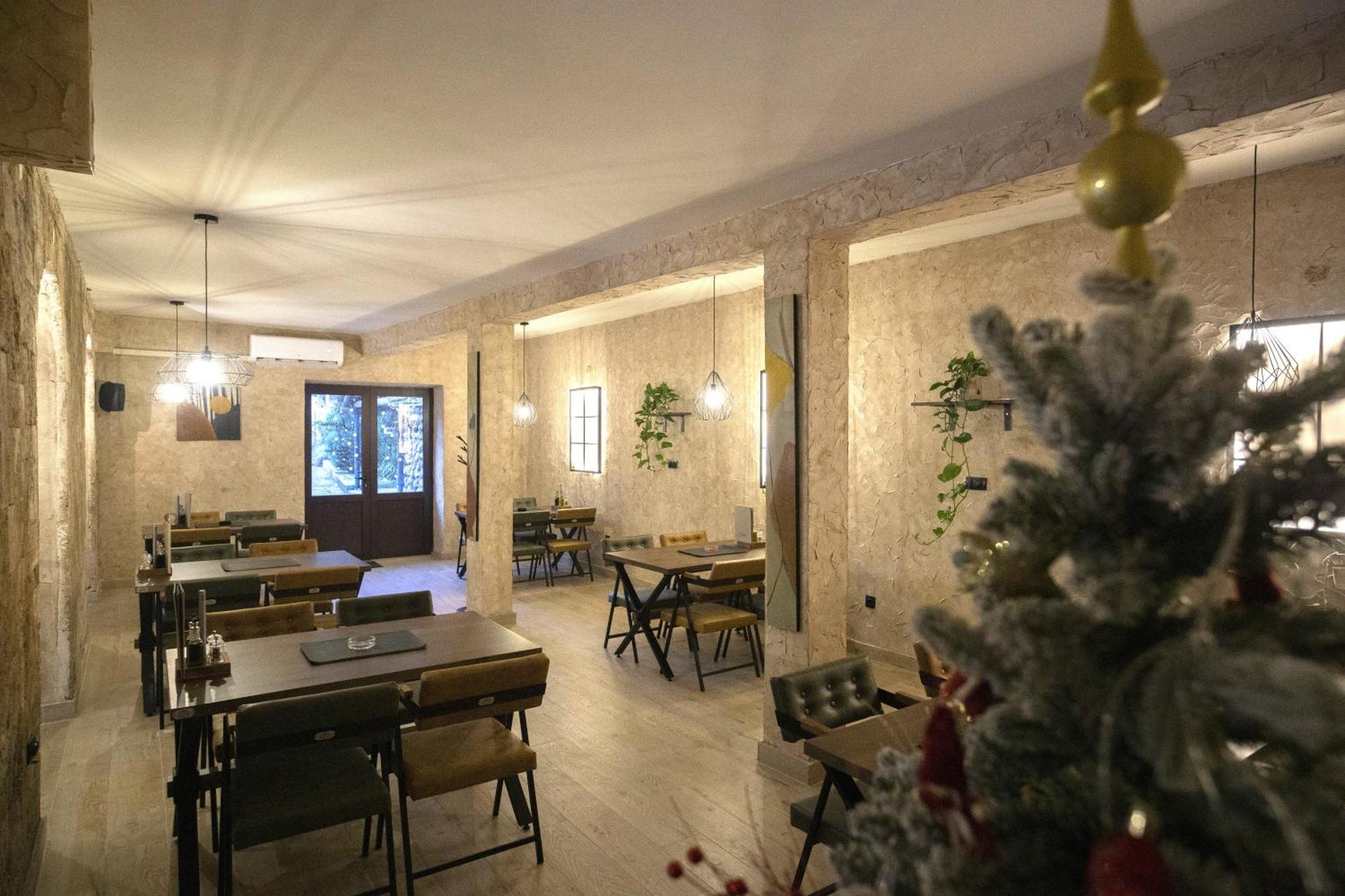 Jazina Hotel Требинє Екстер'єр фото