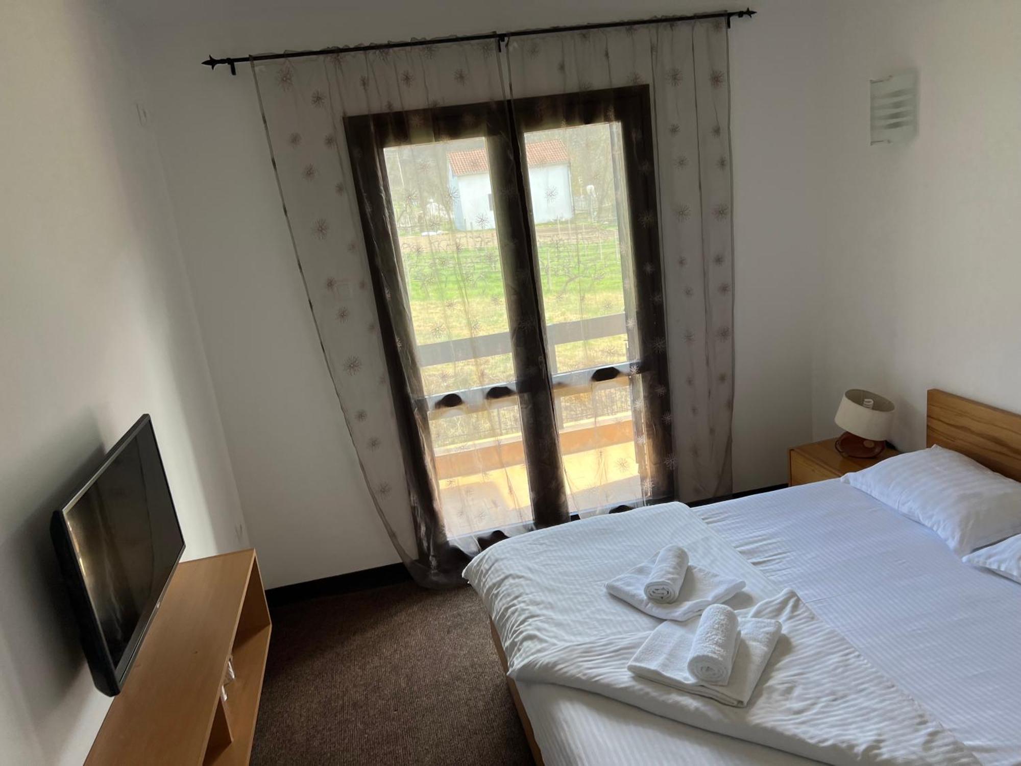 Jazina Hotel Требинє Номер фото