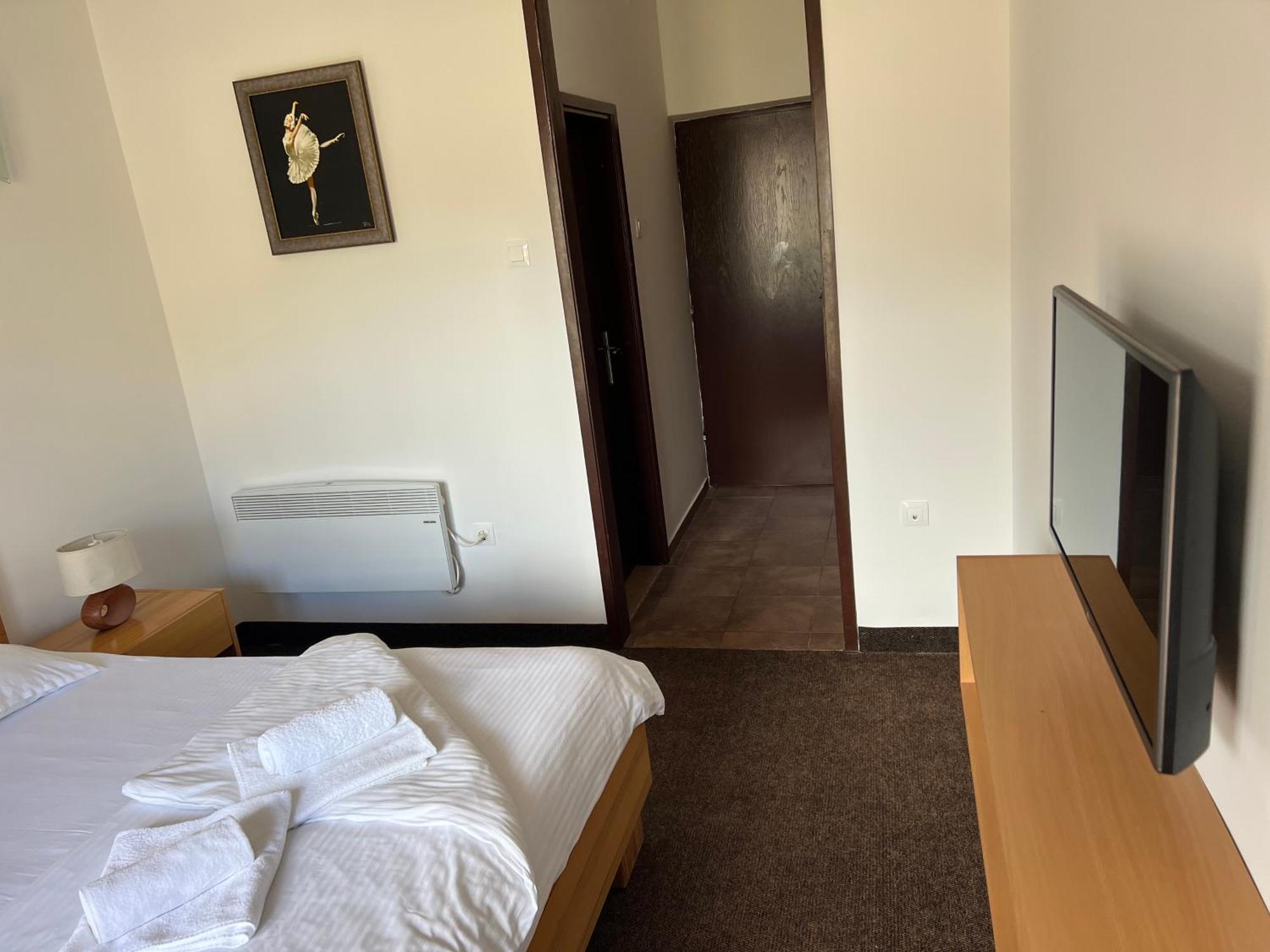 Jazina Hotel Требинє Номер фото